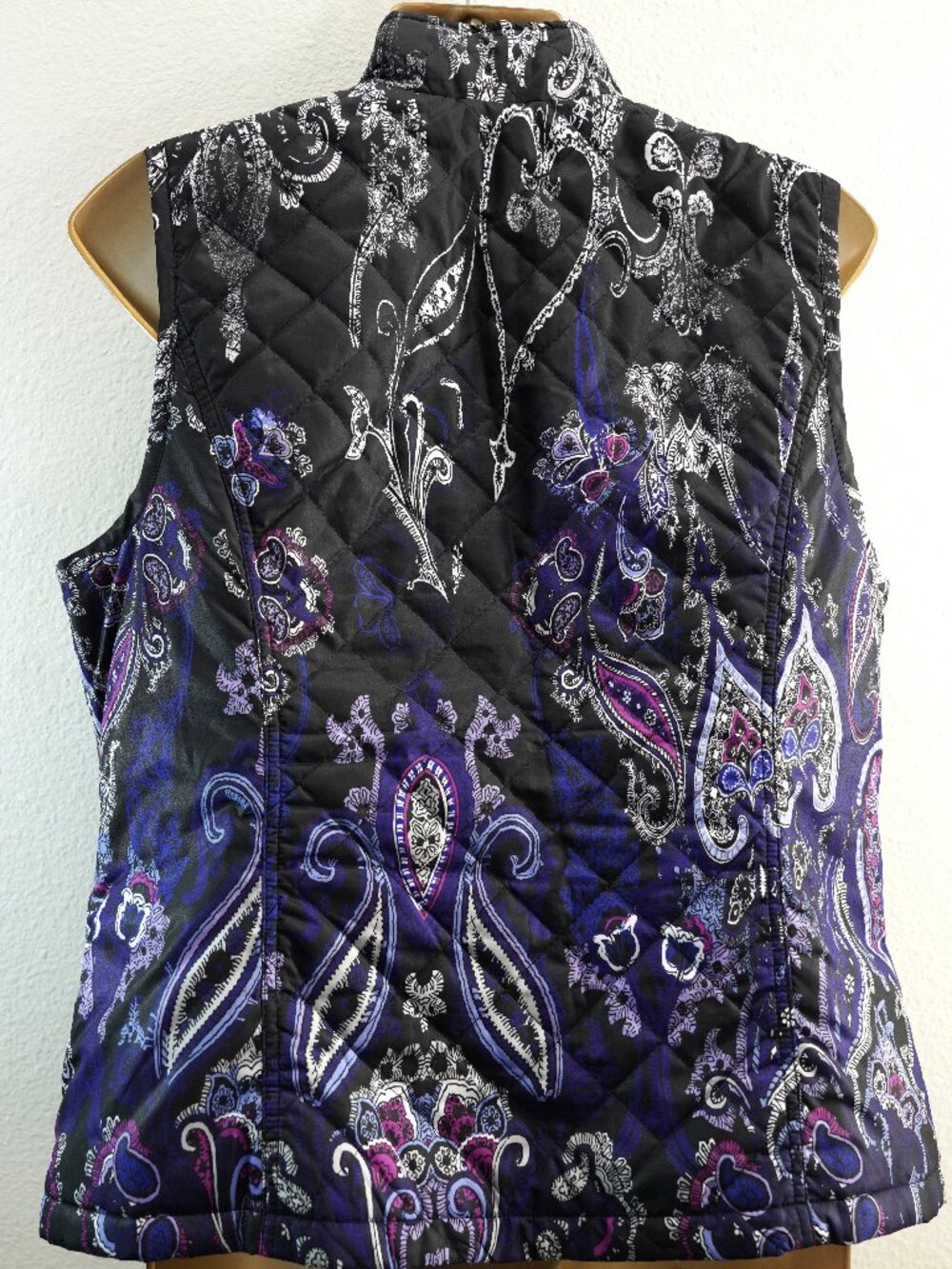 Chico's Zenergy Quilted Paisley Vest size 1 - Picture 5 of 5
